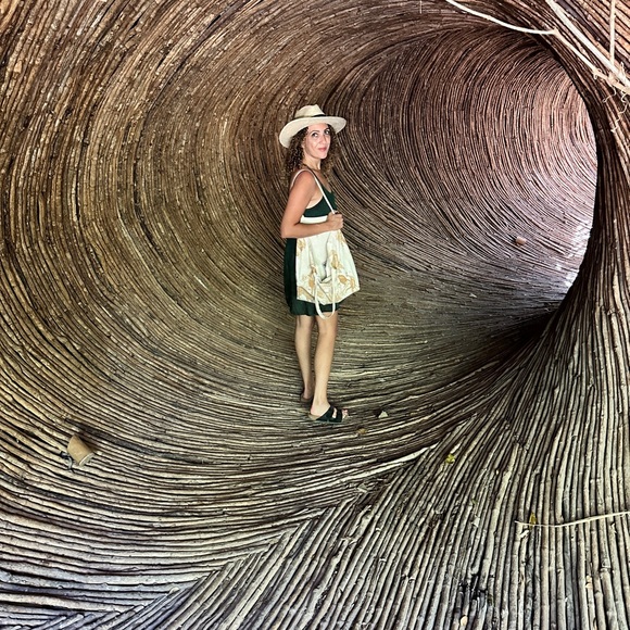 Meet your Posher, Samia - Picture 1 of 1